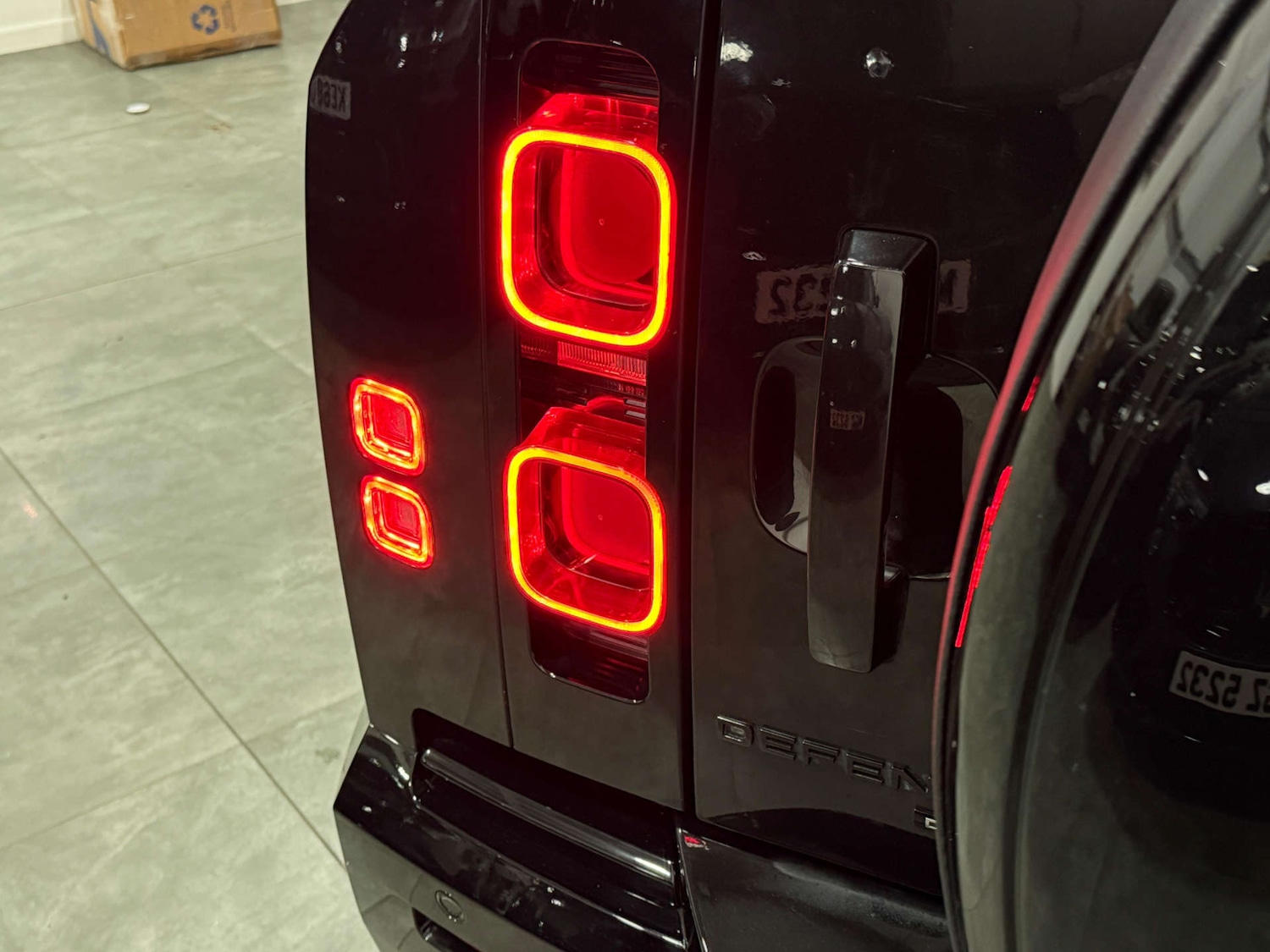 Used Land Rover Defender 2021 for sale - 77315525: Photo 12