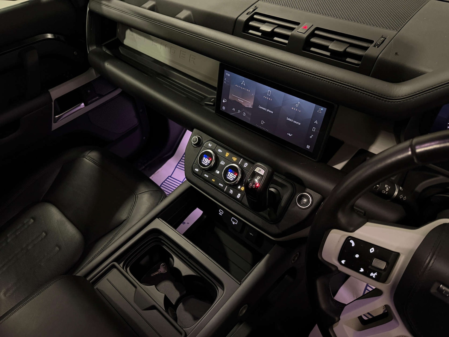 Used Land Rover Defender 2021 for sale - 77315525: Photo 18