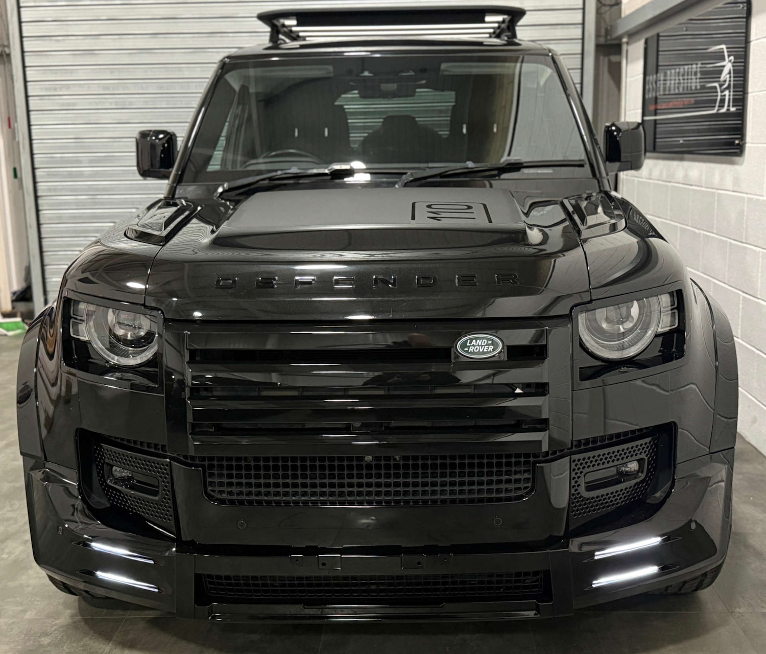 Used Land Rover Defender 2021 for sale - 77315525: Photo 2