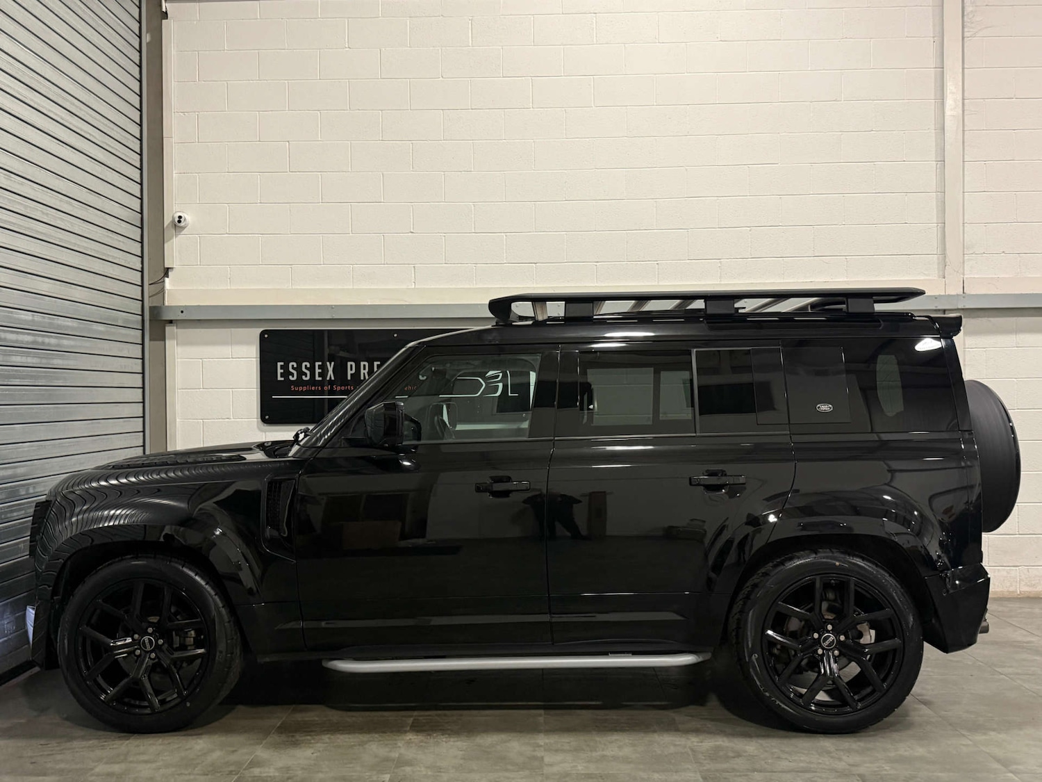 Used Land Rover Defender 2021 for sale - 77315525: Photo 4