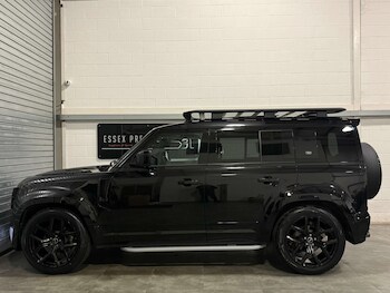 Used Land Rover Defender 2021 for sale - 77315525: Photo