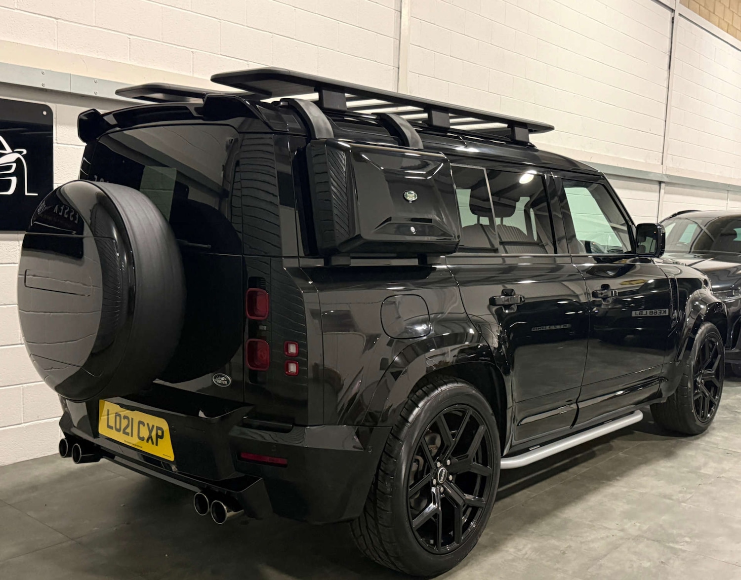 Used Land Rover Defender 2021 for sale - 77315525: Photo 6