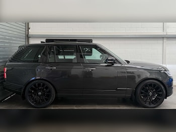 Used Land Rover Range Rover 2018 for sale - 78682952: Photo