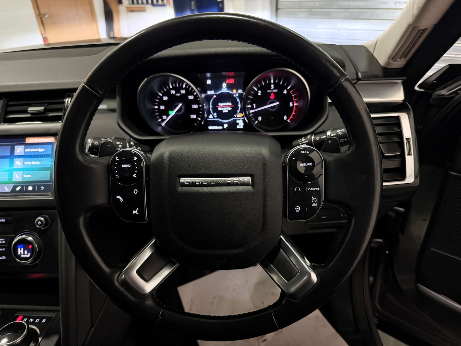 Used Land Rover Discovery 2020 for sale - 77132827: Photo 13