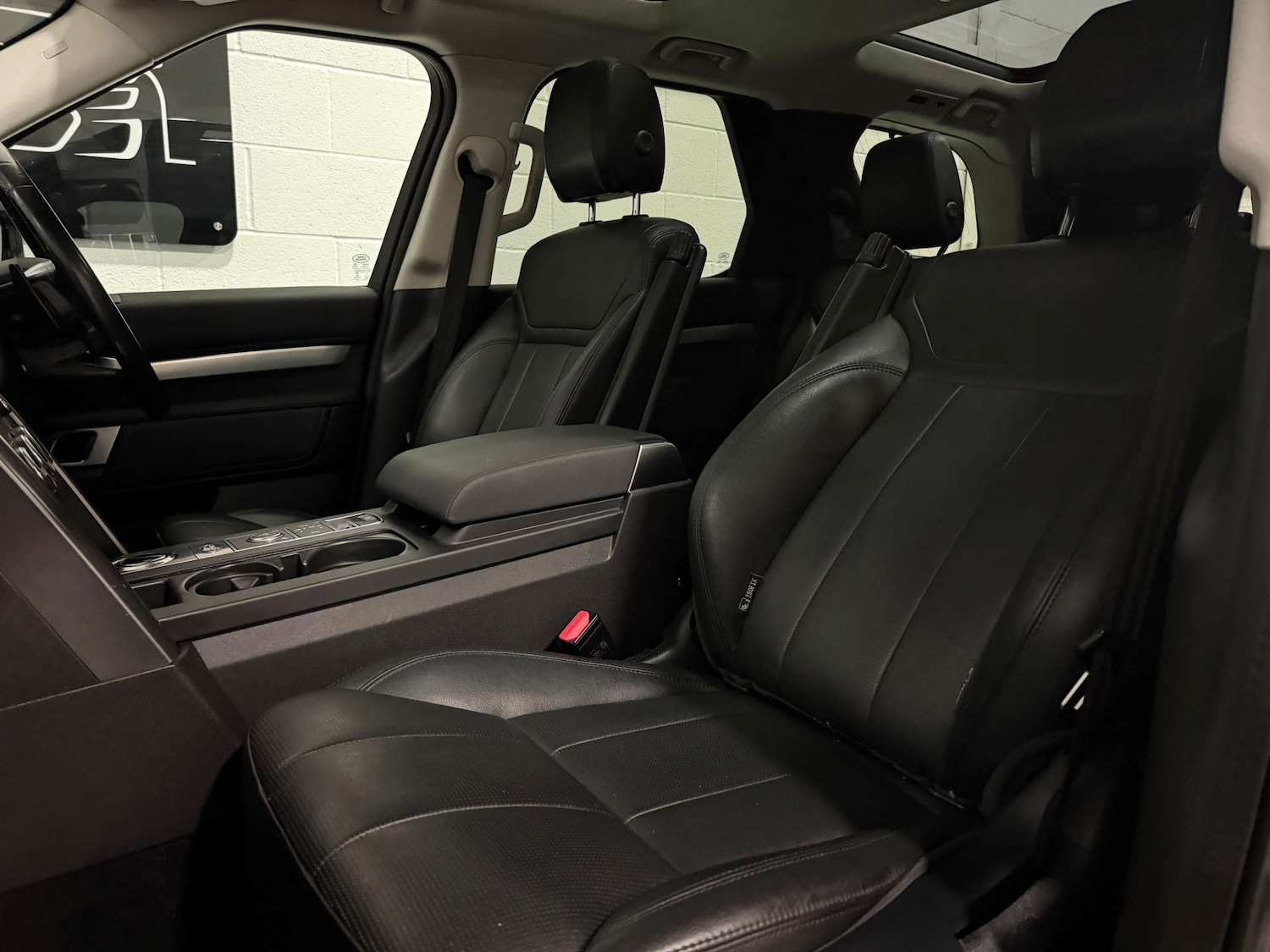 Used Land Rover Discovery 2020 for sale - 77132827: Photo 17