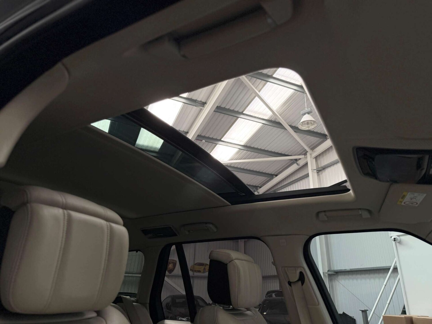 Used Land Rover Range Rover 2018 for sale - 76601145: Photo 18