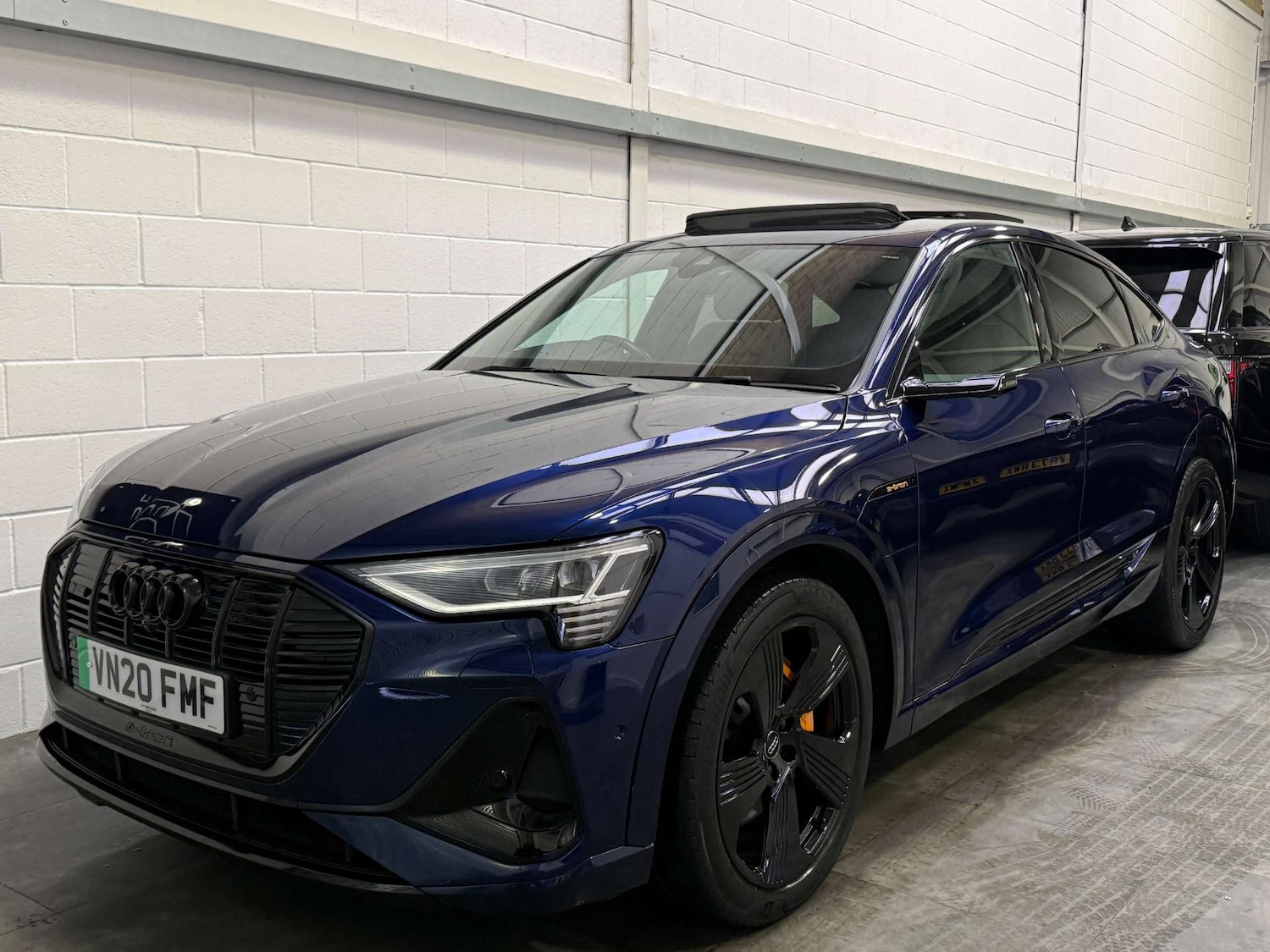 Used Audi e-tron 2020 for sale - 77168074: Photo 3