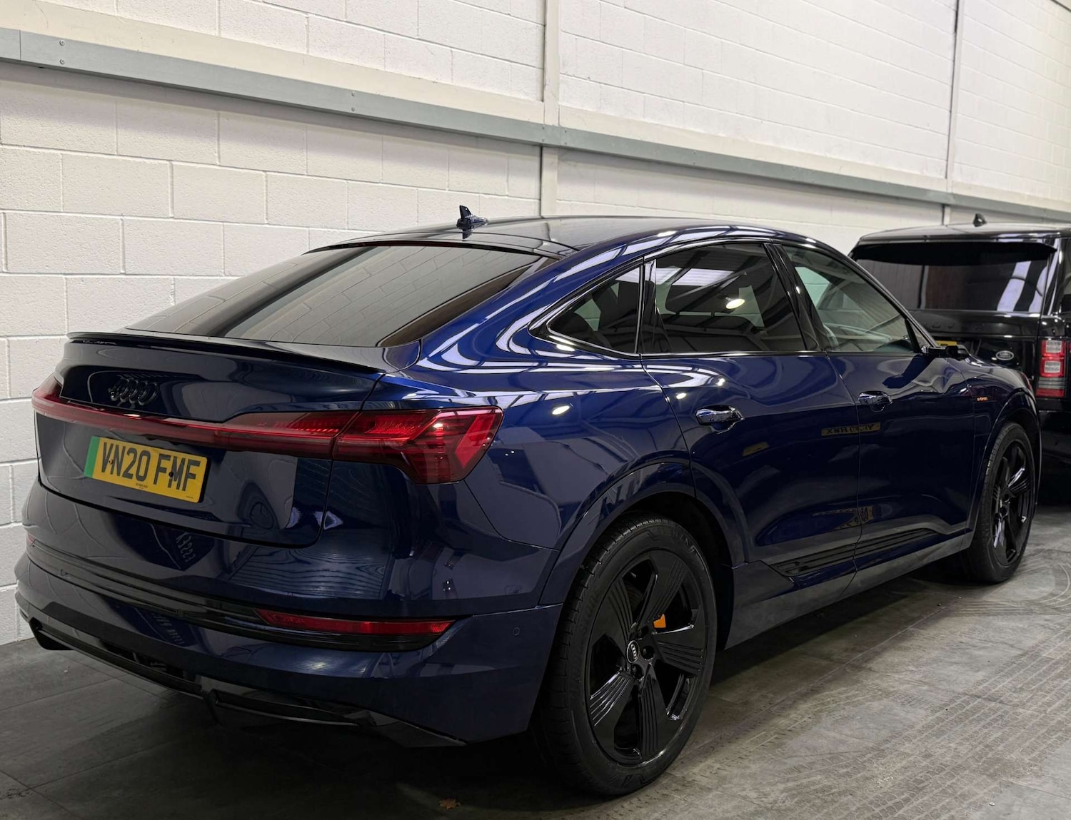 Used Audi e-tron 2020 for sale - 77168074: Photo 6