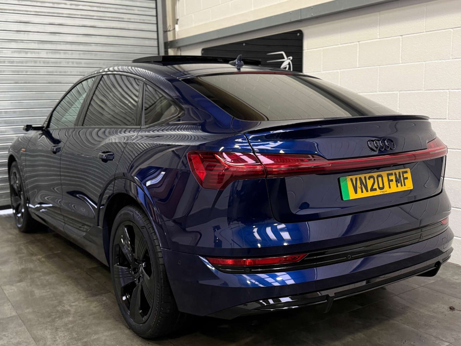 Used Audi e-tron 2020 for sale - 77168074: Photo 8