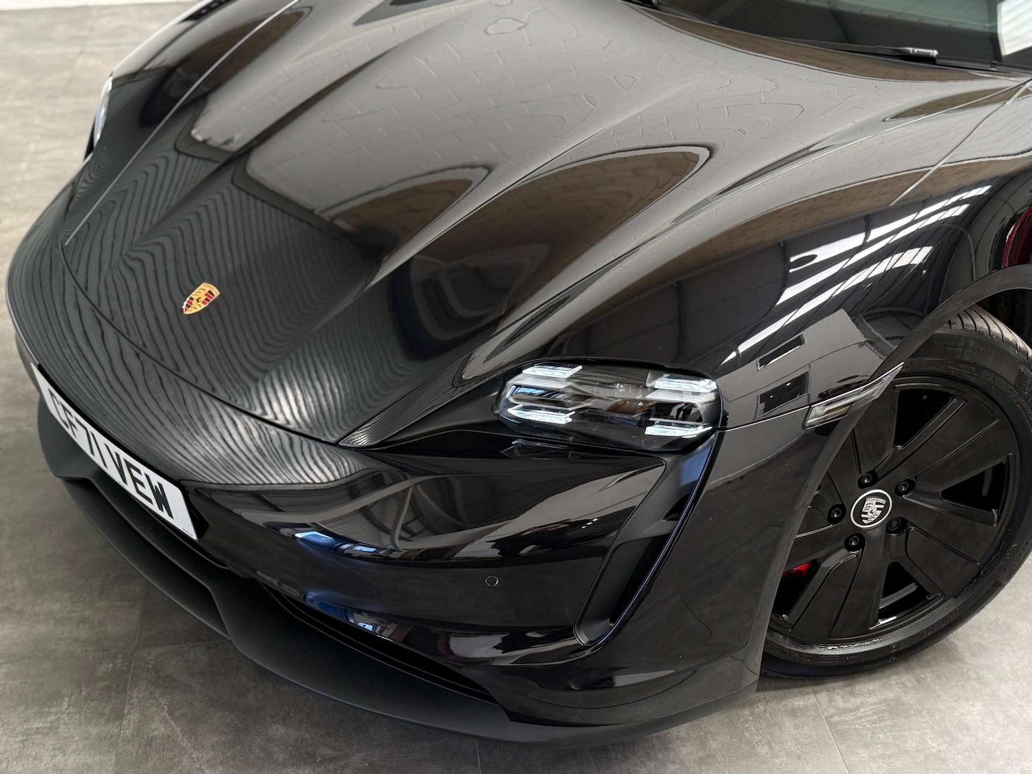 Used Porsche Taycan 2022 for sale - 77765805: Photo 11