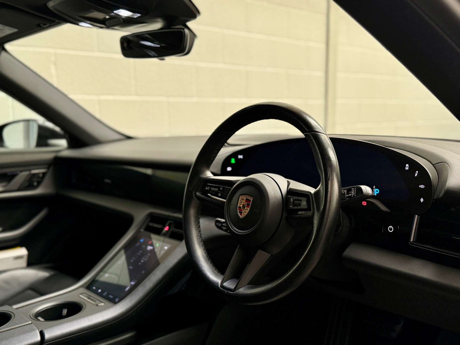 Used Porsche Taycan 2022 for sale - 77765805: Photo 15