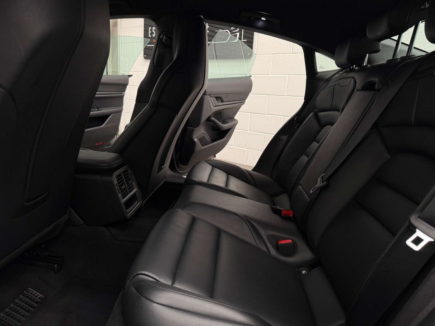 Used Porsche Taycan 2022 for sale - 77765805: Photo 19