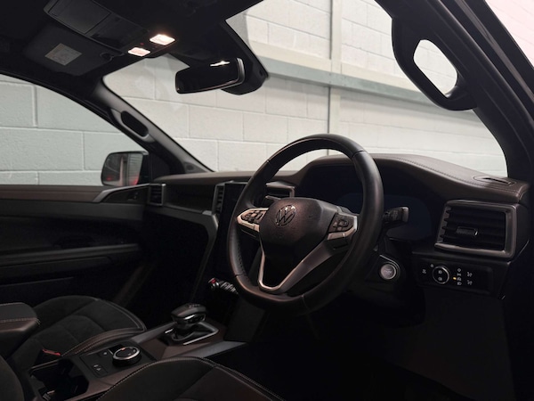 Used Volkswagen Amarok 2023 for sale - 76263508: Photo 15