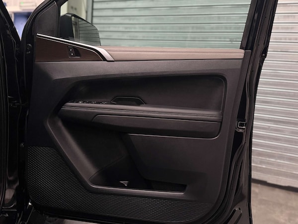 Used Volkswagen Amarok 2023 for sale - 76263508: Photo 24