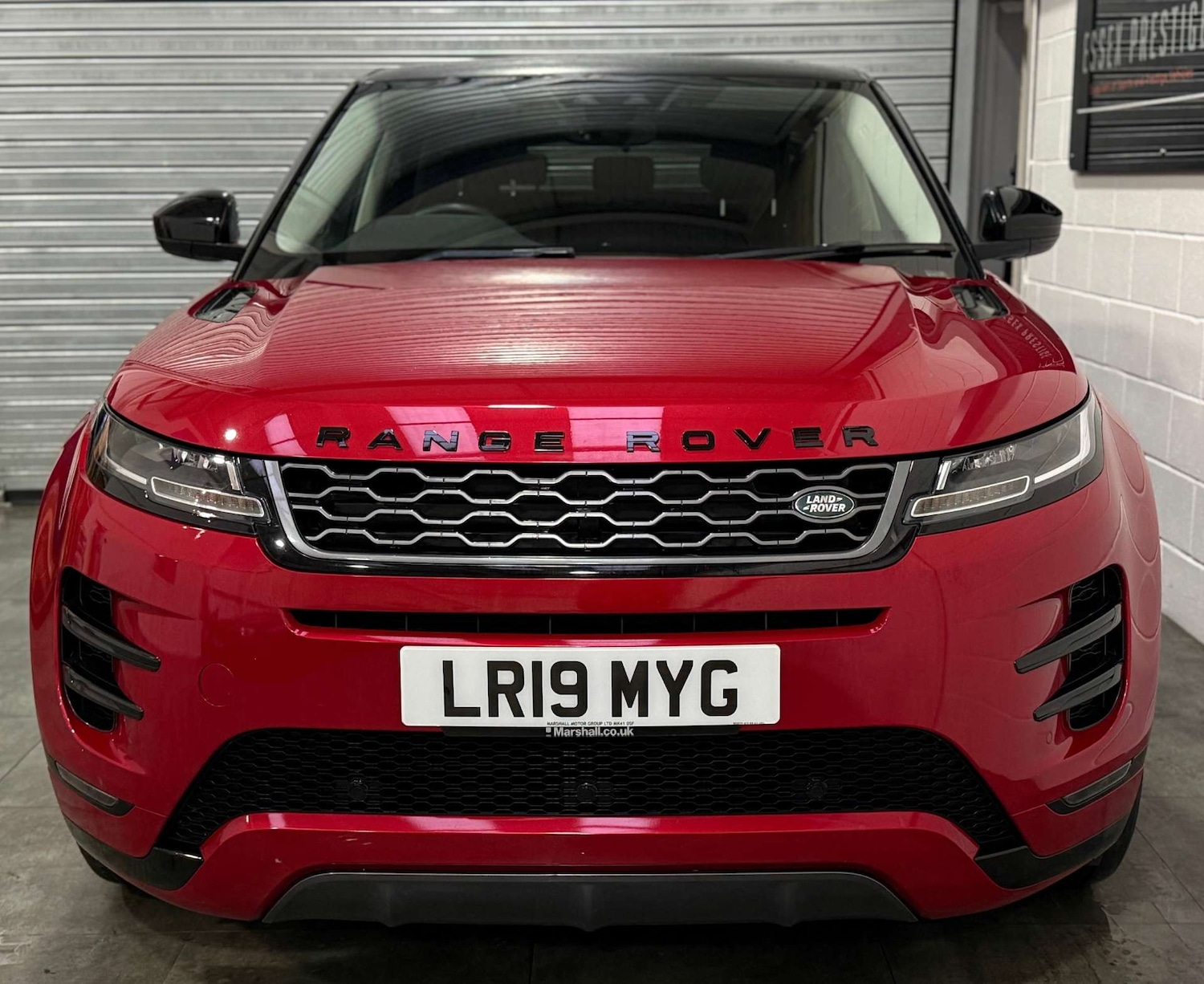 Used Land Rover Range Rover Evoque 2019 for sale - 77211736: Photo 2