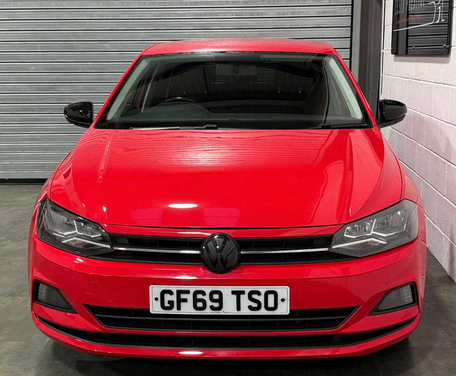 Used Volkswagen Polo 2019 for sale - 77372540: Photo 2
