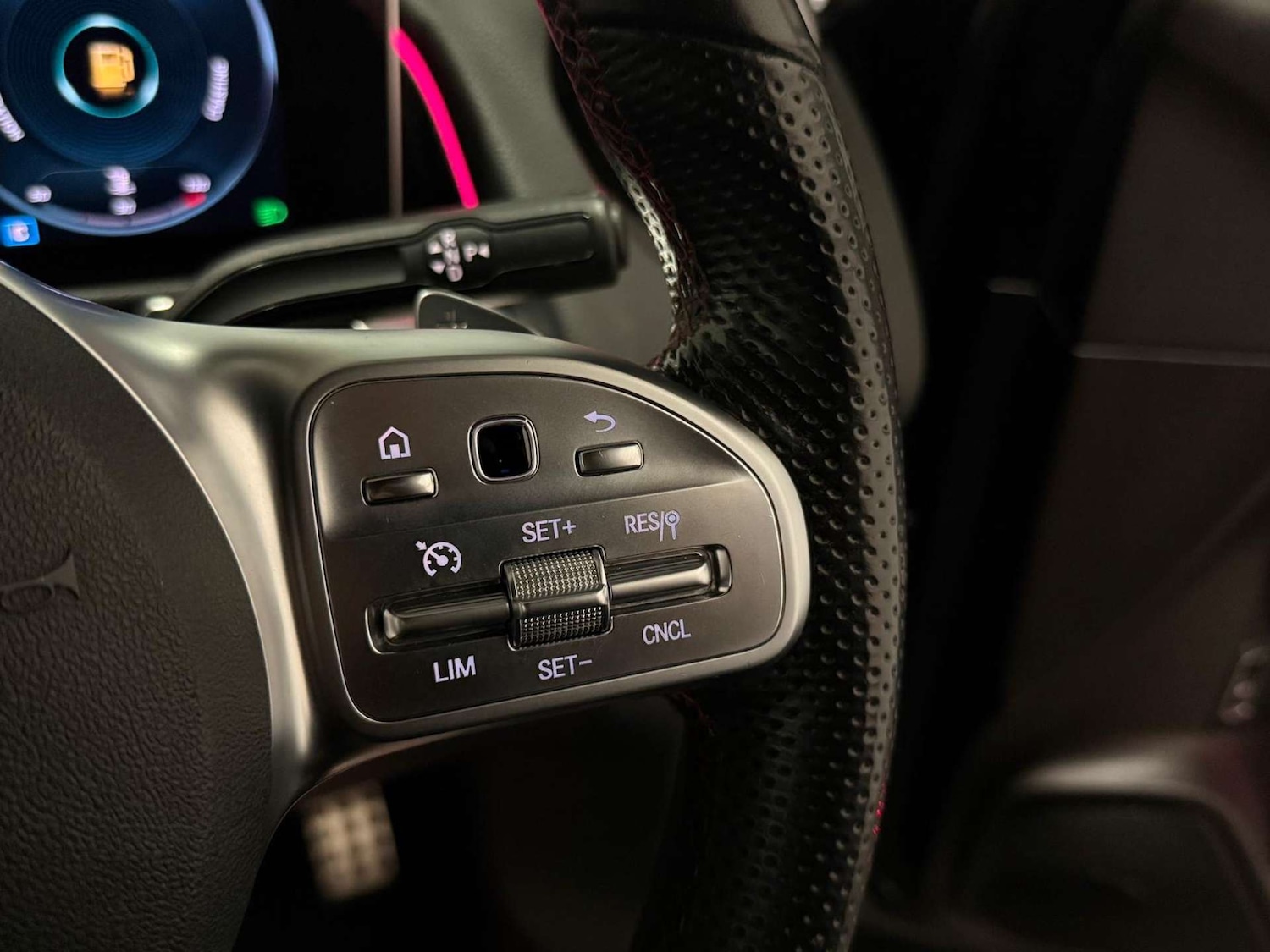 Used Mercedes-Benz GLB 2020 for sale - 77622857: Photo 24