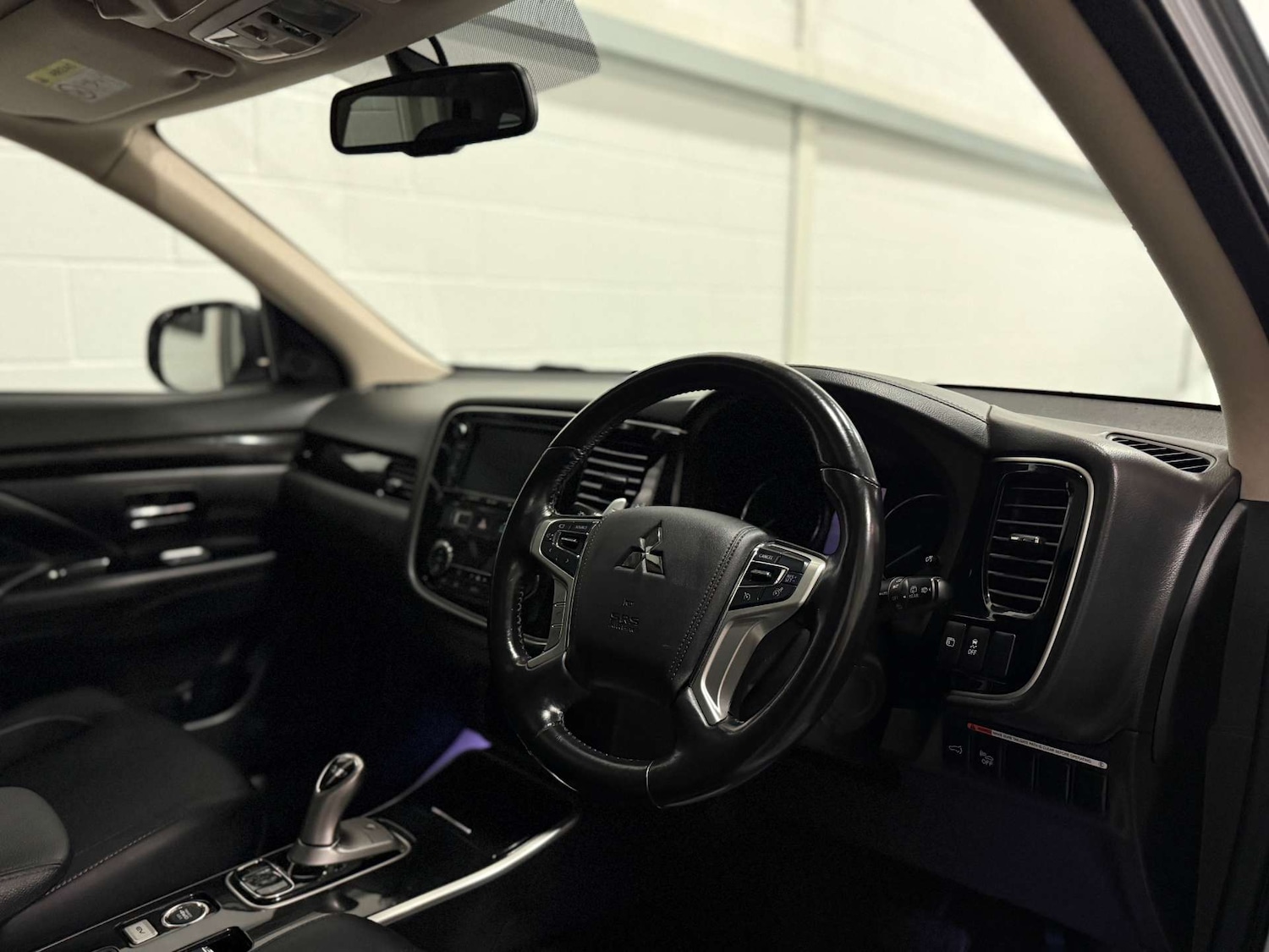 Used Mitsubishi Outlander 2017 for sale - 77187819: Photo 15