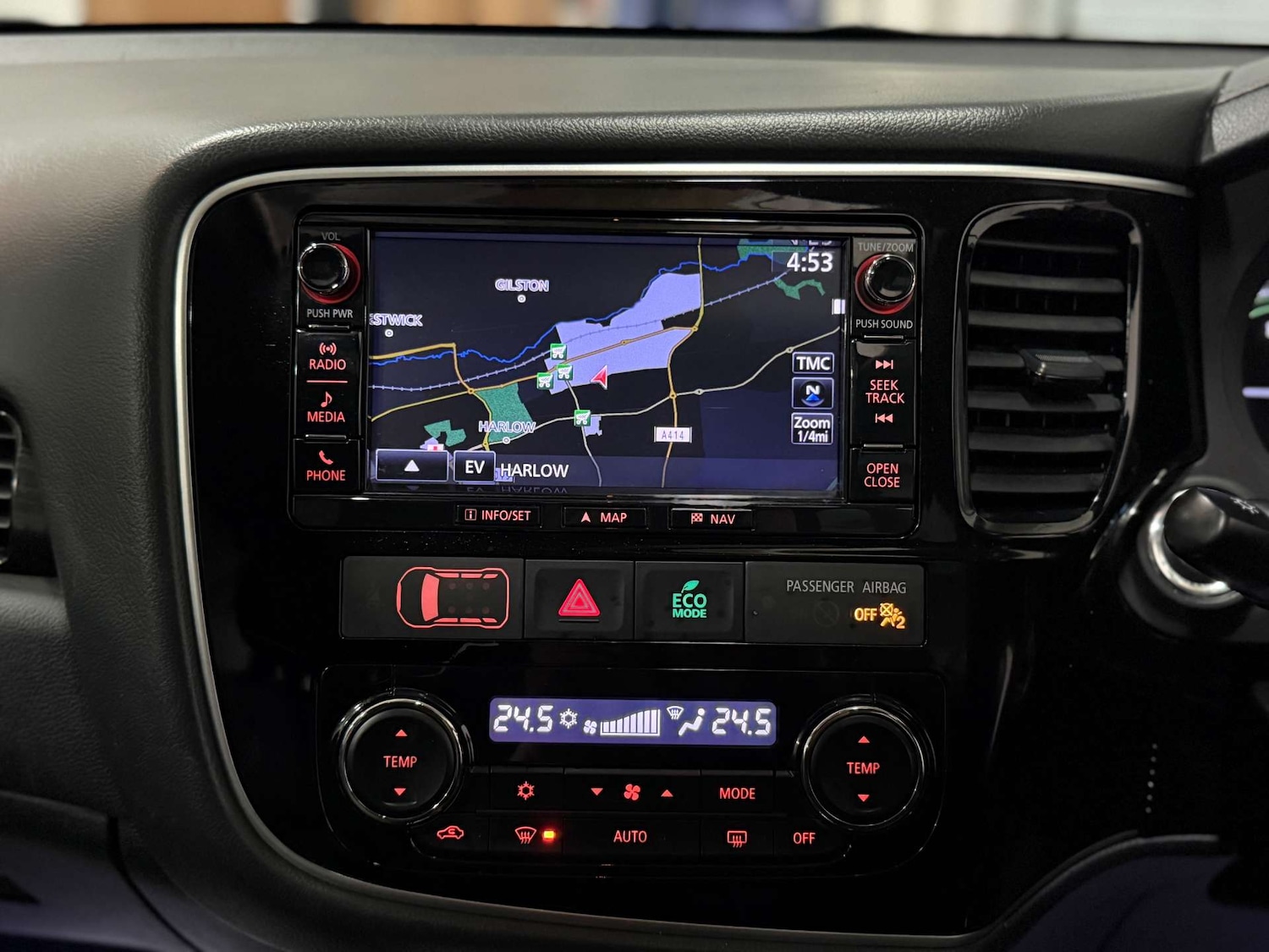 Used Mitsubishi Outlander 2017 for sale - 77187819: Photo 23