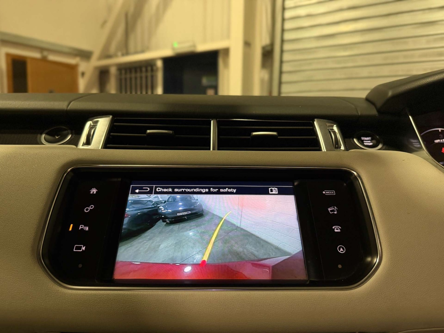 Used Land Rover Range Rover Sport 2016 for sale - 76751441: Photo 16