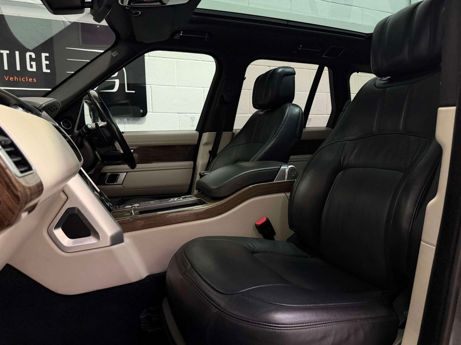 Used Land Rover Range Rover 2018 for sale - 76293365: Photo 17