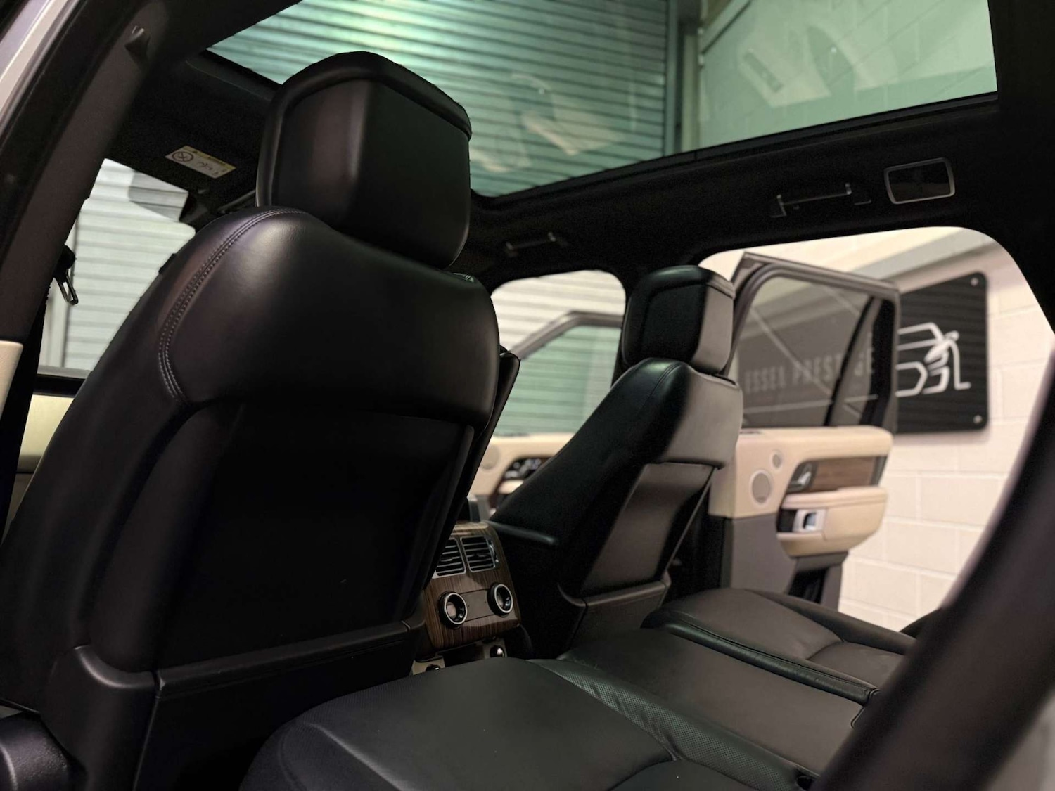 Used Land Rover Range Rover 2018 for sale - 76293365: Photo 18