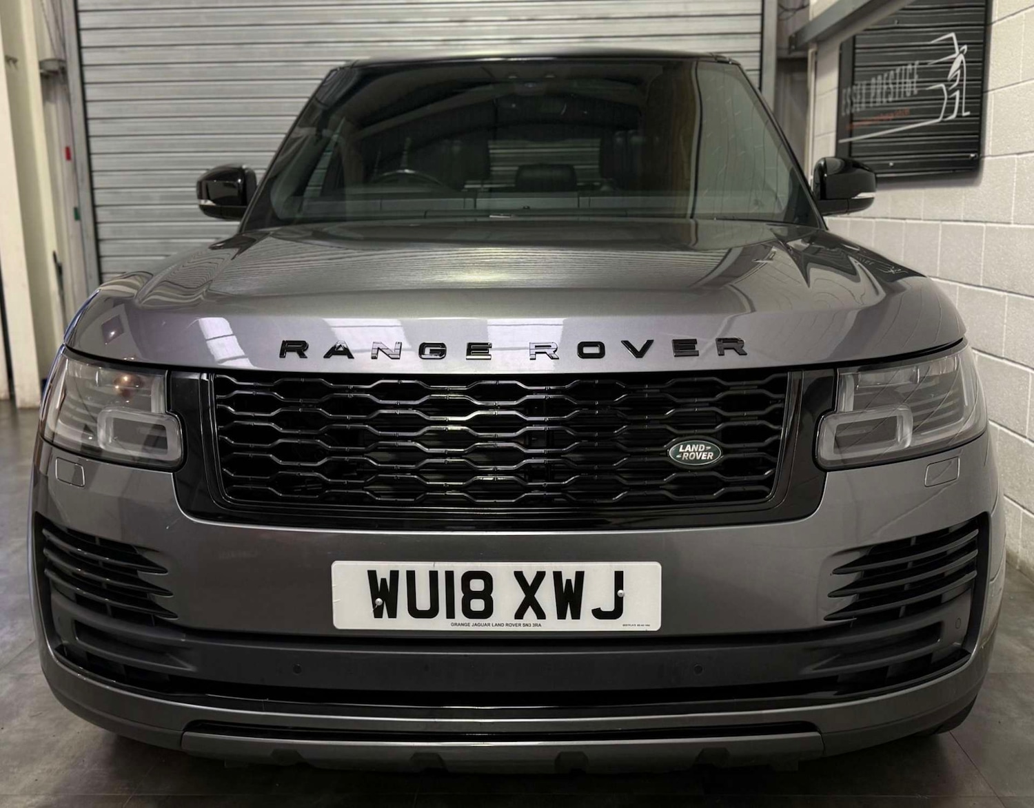 Used Land Rover Range Rover 2018 for sale - 76293365: Photo 2