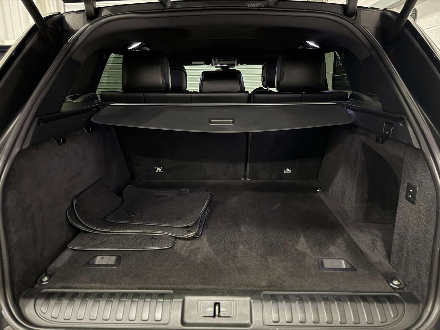 Used Land Rover Range Rover Sport 2018 for sale - 77293000: Photo 23