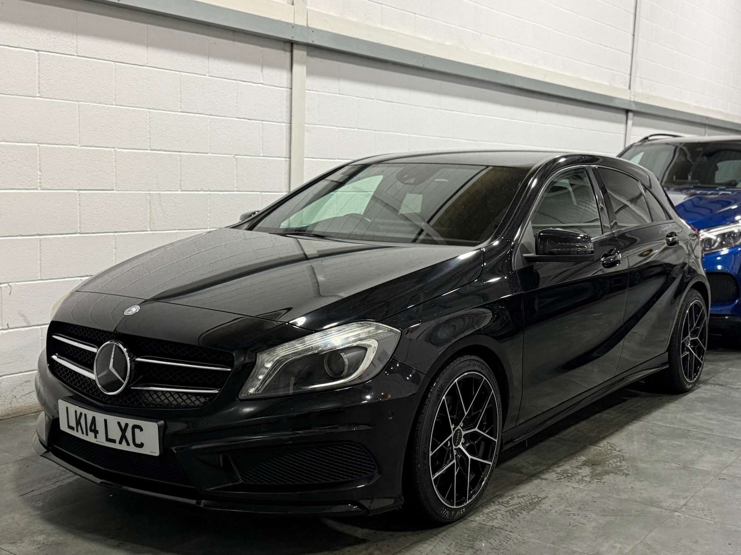 Used Mercedes-Benz A-Class 2014 for sale - 76588700: Photo 3