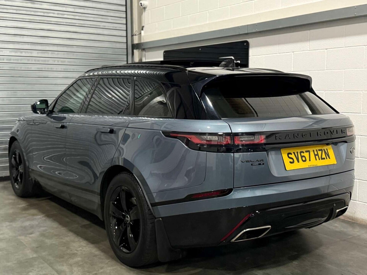 Used Land Rover Range Rover Velar 2017 for sale - 76574593: Photo 8