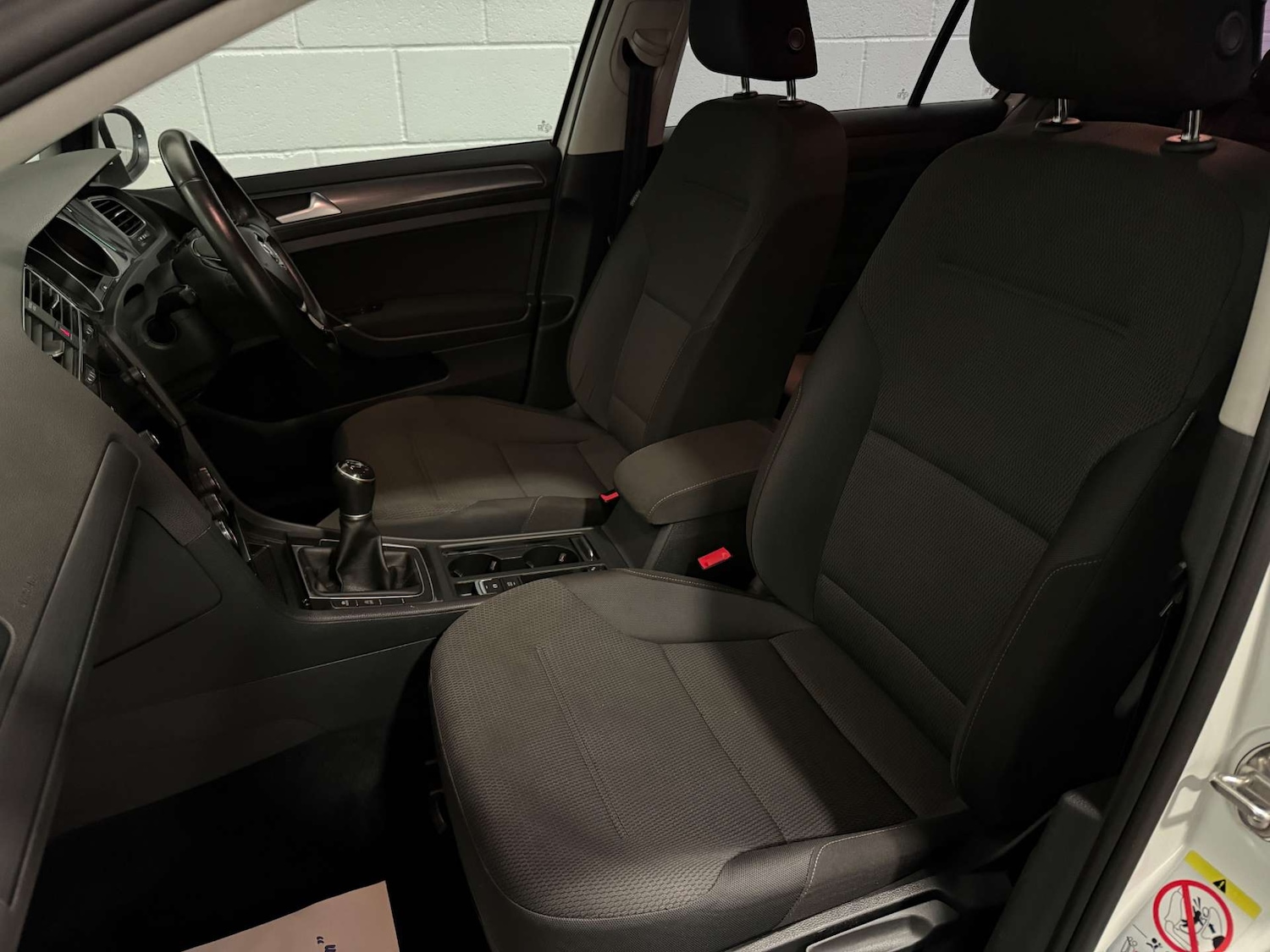 Used Volkswagen Golf 2017 for sale - 77187818: Photo 15