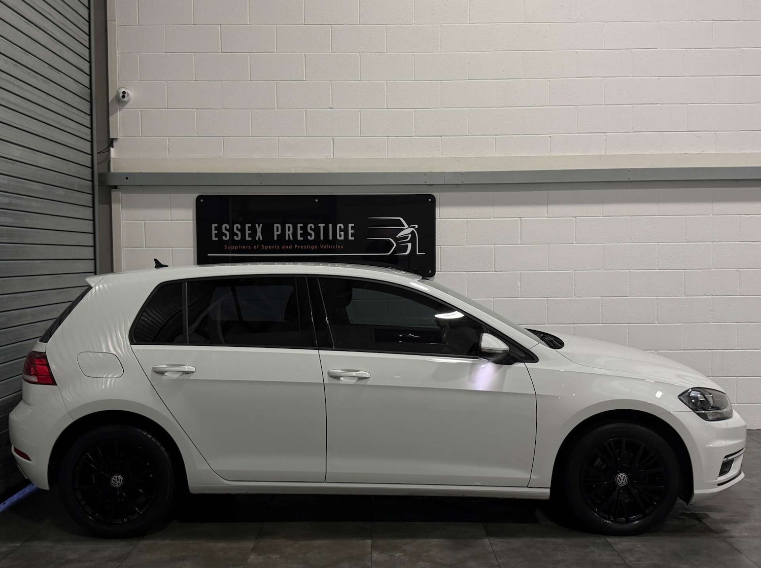 Used Volkswagen Golf 2017 for sale - 77187818: Photo 4