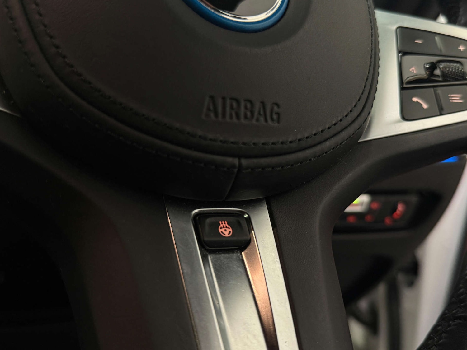 Used BMW i4 2022 for sale - 76165328: Photo 23