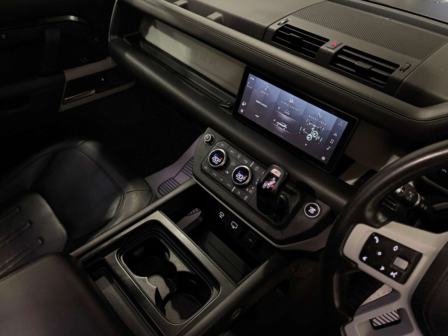 Used Land Rover Defender 2020 for sale - 76168072: Photo 19