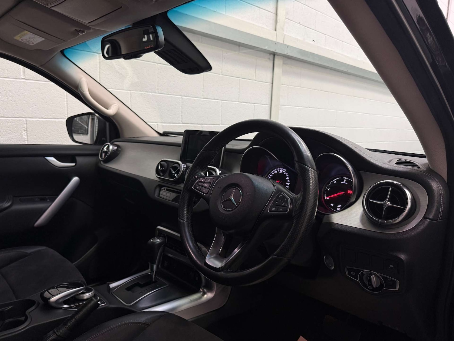 Used Mercedes-Benz X Class 2018 for sale - 76959847: Photo 14