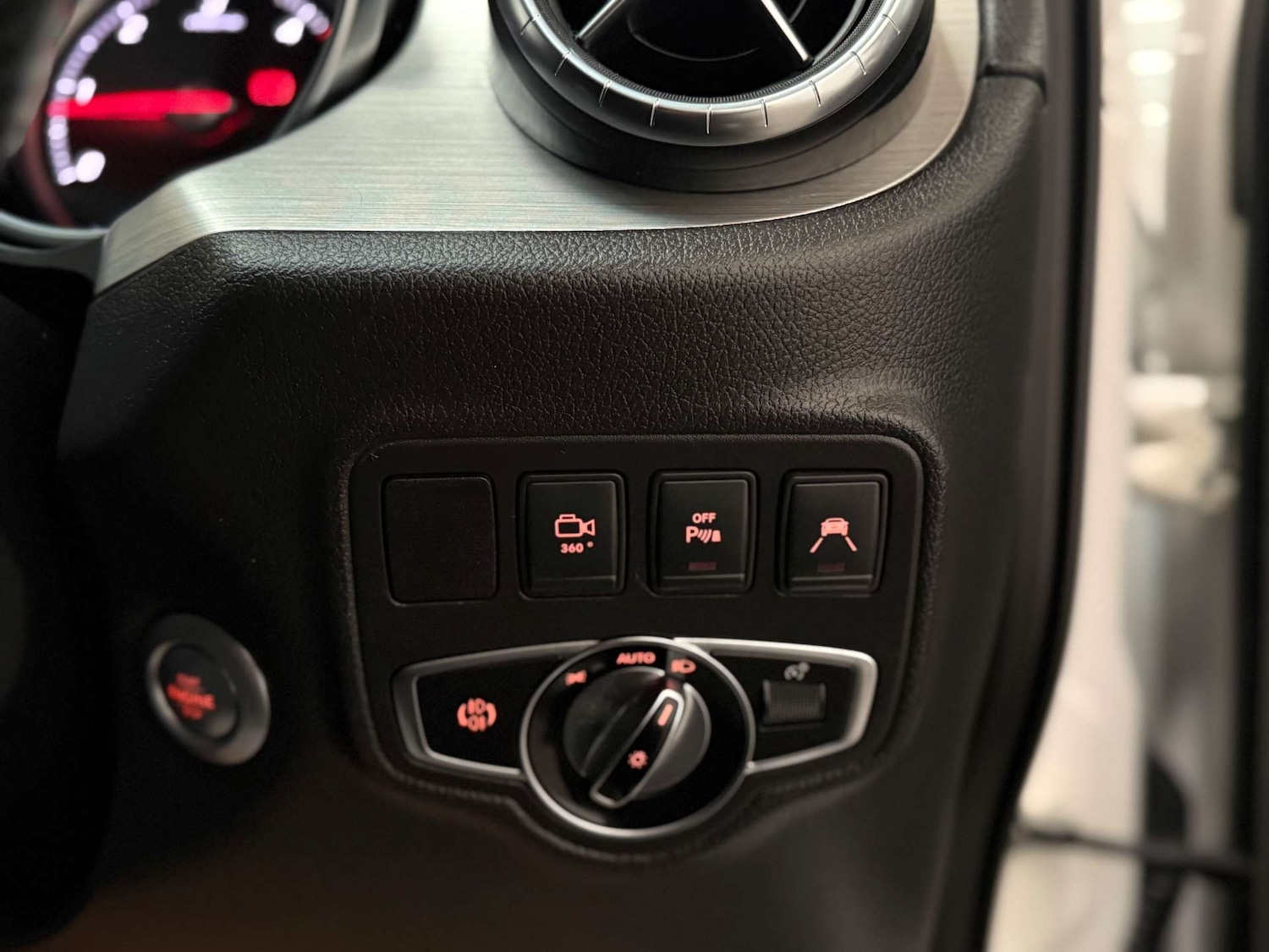 Used Mercedes-Benz X Class 2019 for sale - 78125410: Photo 25