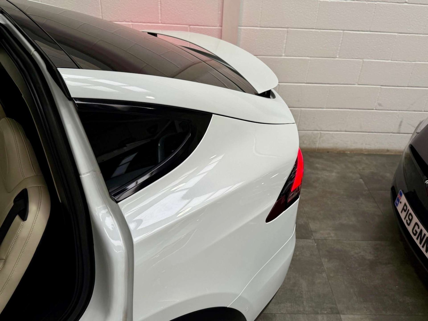 Used Tesla Model X 2018 for sale - 76290988: Photo 15