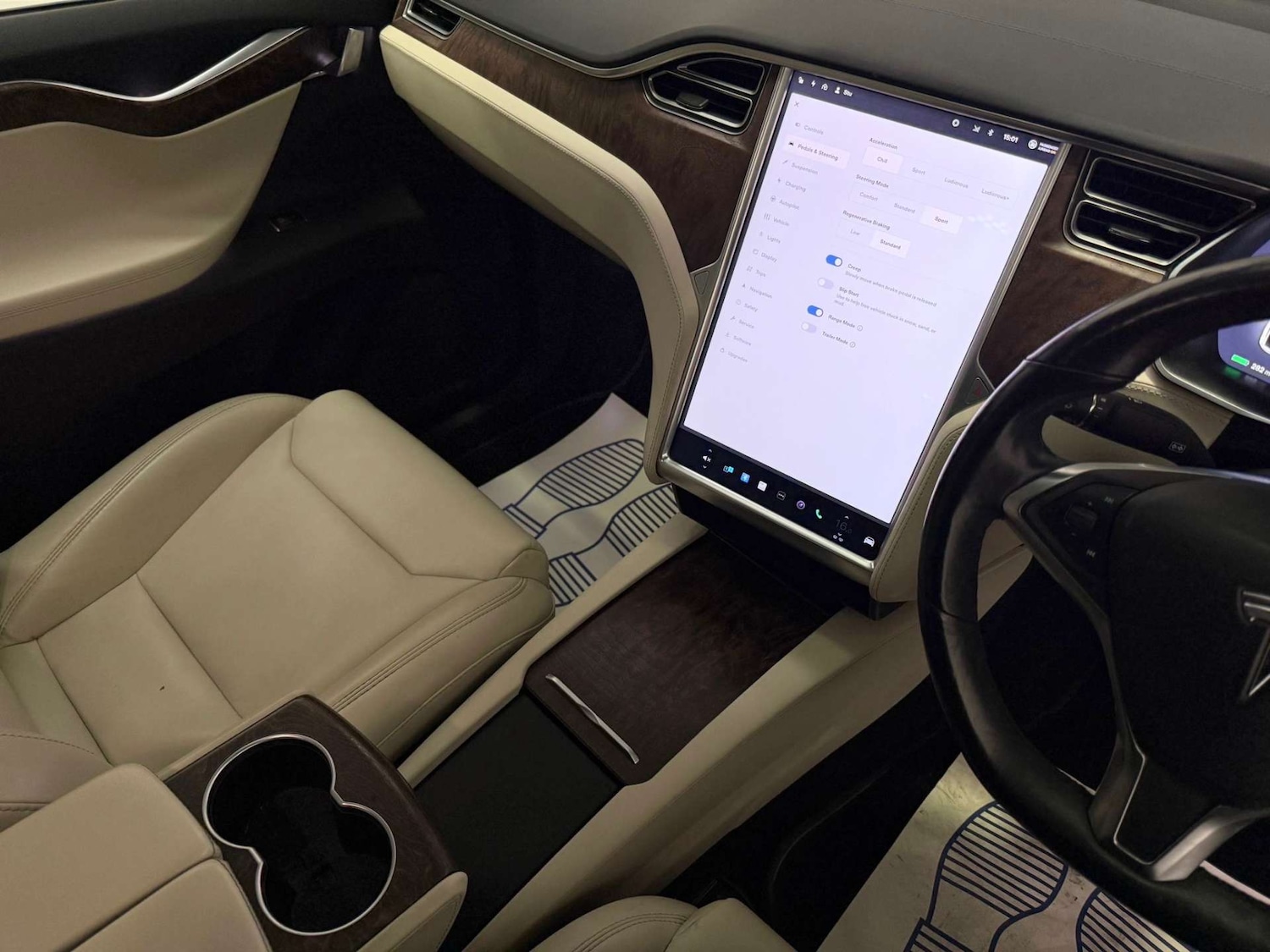 Used Tesla Model X 2018 for sale - 76290988: Photo 24