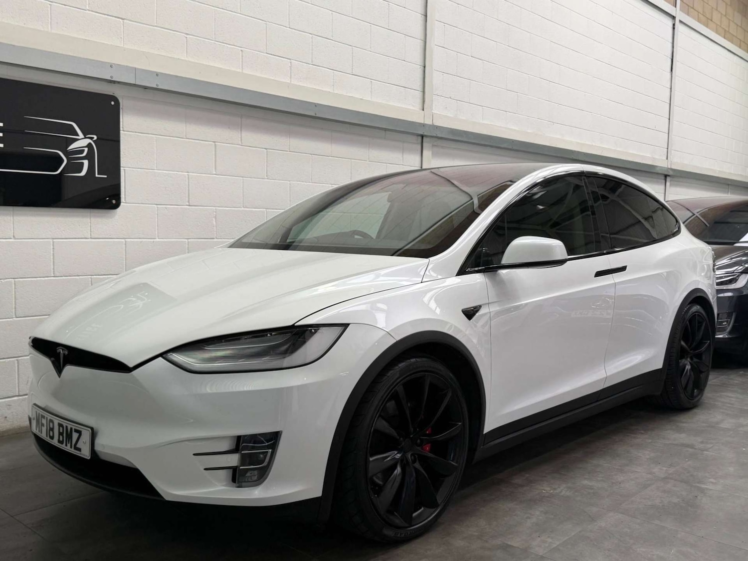 Used Tesla Model X 2018 for sale - 76290988: Photo 3