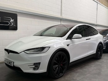 Used Tesla Model X 2018 for sale - 76290988: Photo
