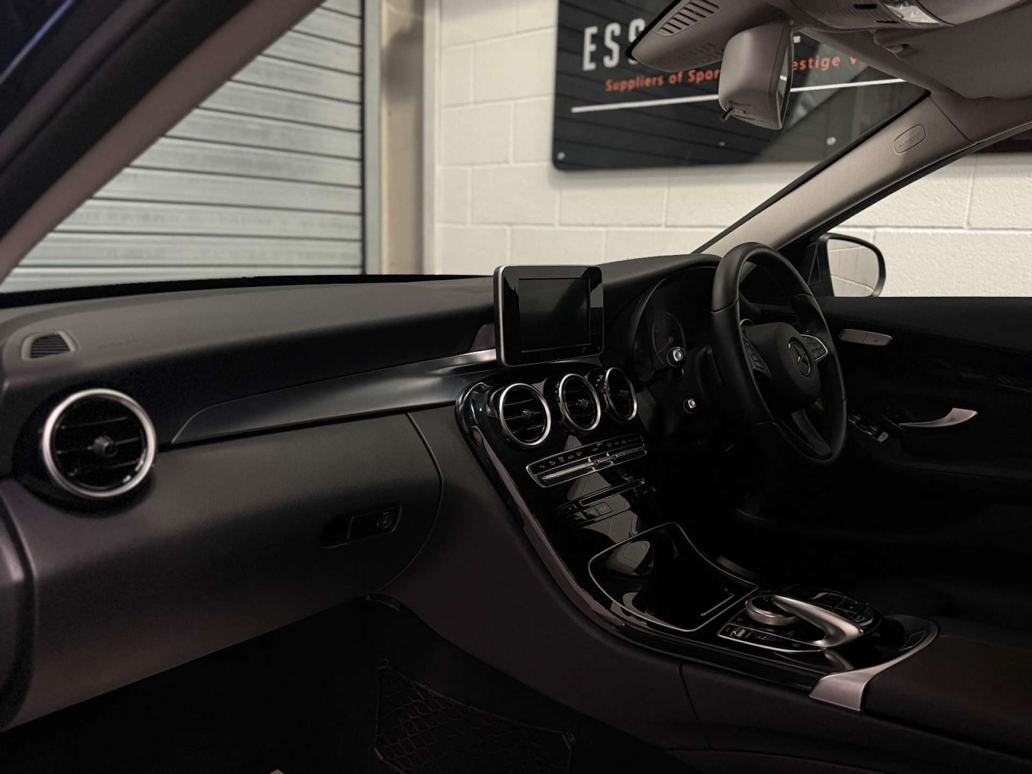 Used Mercedes-Benz C-Class 2017 for sale - 76197227: Photo 14