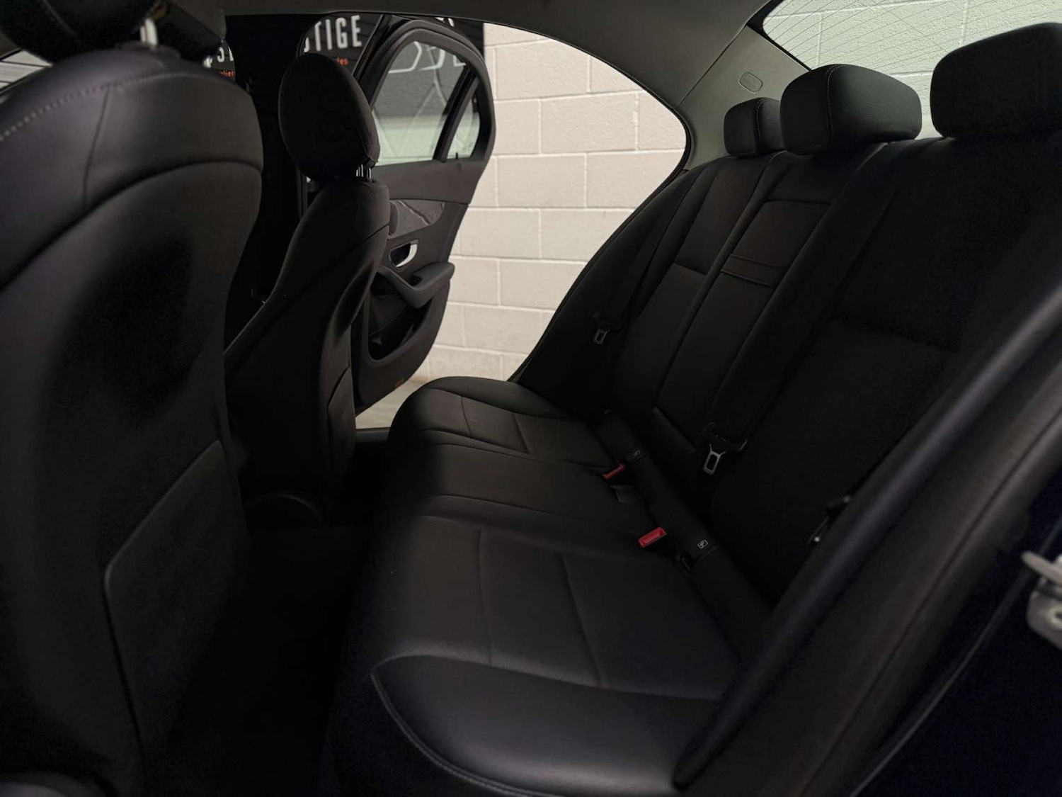 Used Mercedes-Benz C-Class 2017 for sale - 76197227: Photo 16