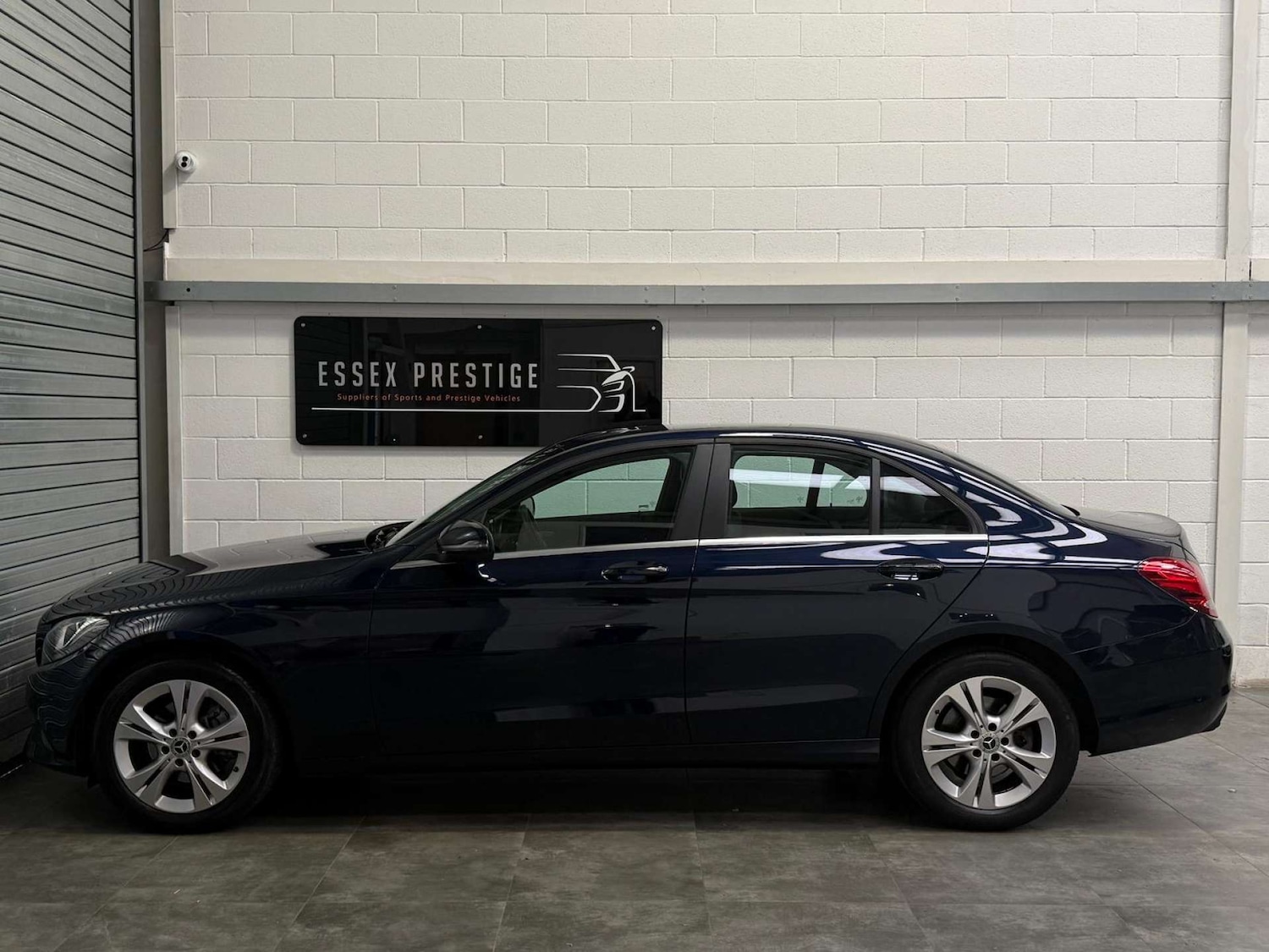 Used Mercedes-Benz C-Class 2017 for sale - 76197227: Photo 3
