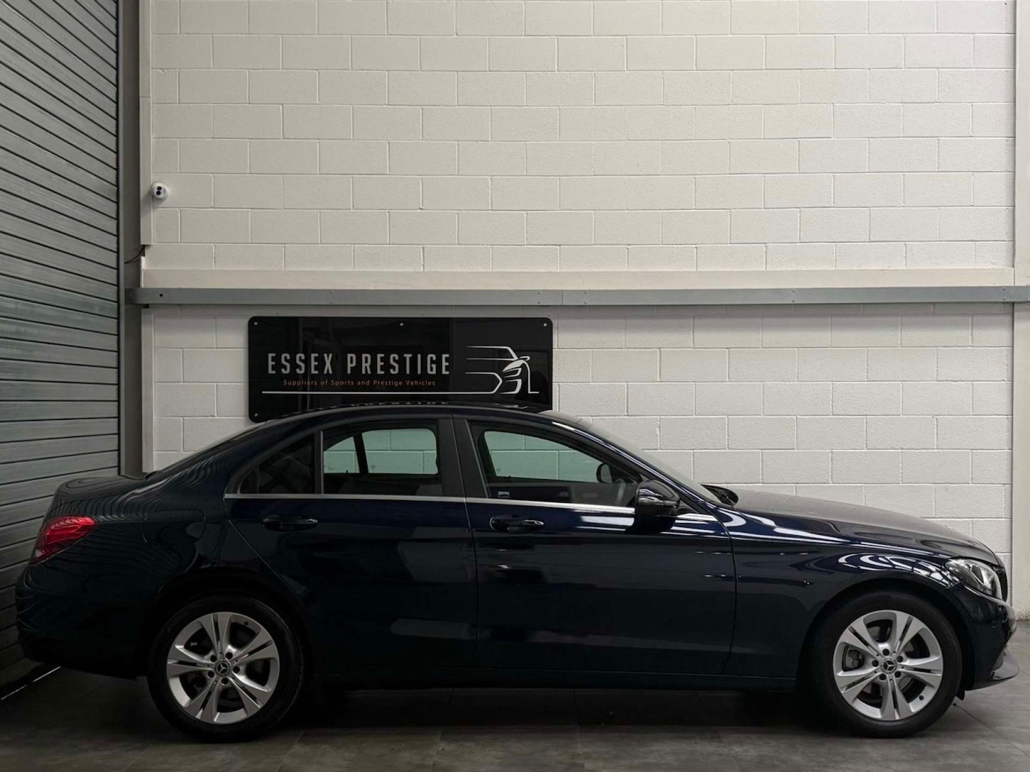 Used Mercedes-Benz C-Class 2017 for sale - 76197227: Photo 4