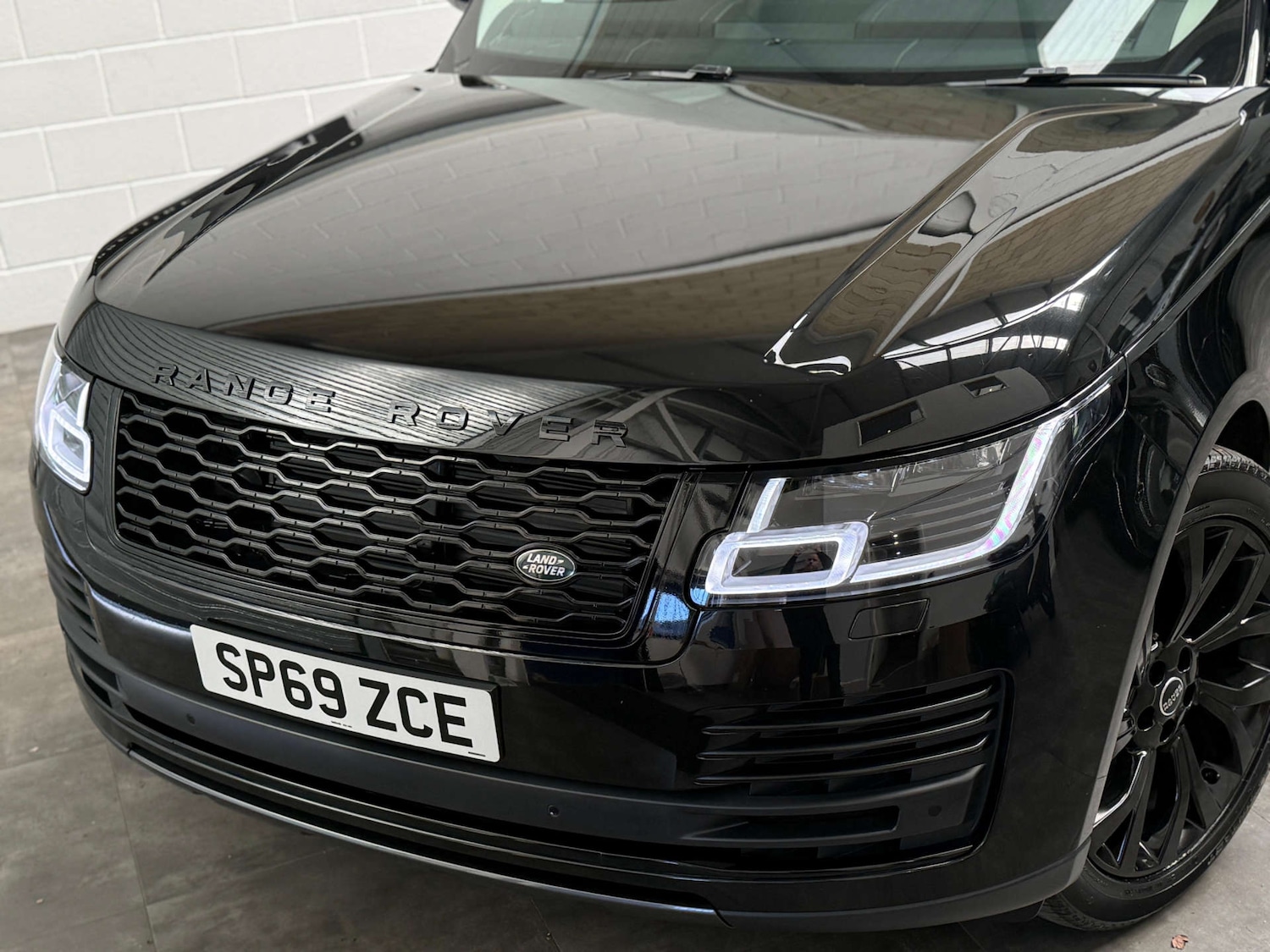 Used Land Rover Range Rover 2019 for sale - 78148805: Photo 11