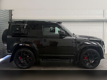 Used Land Rover Defender 2024 for sale - 78456272: Photo
