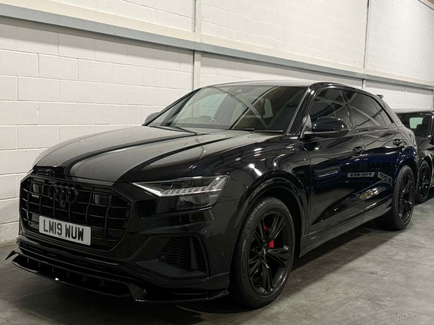 Used Audi Q8 2019 for sale - 76699677: Photo 3