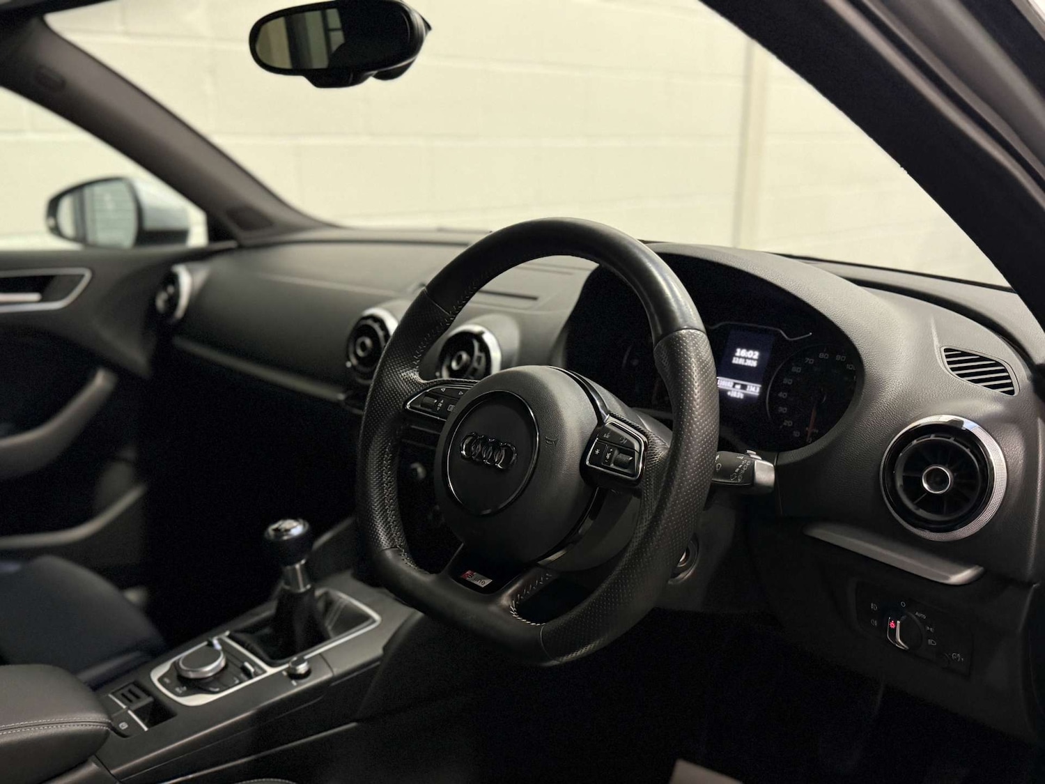 Used Audi A3 2015 for sale - 77172459: Photo 14