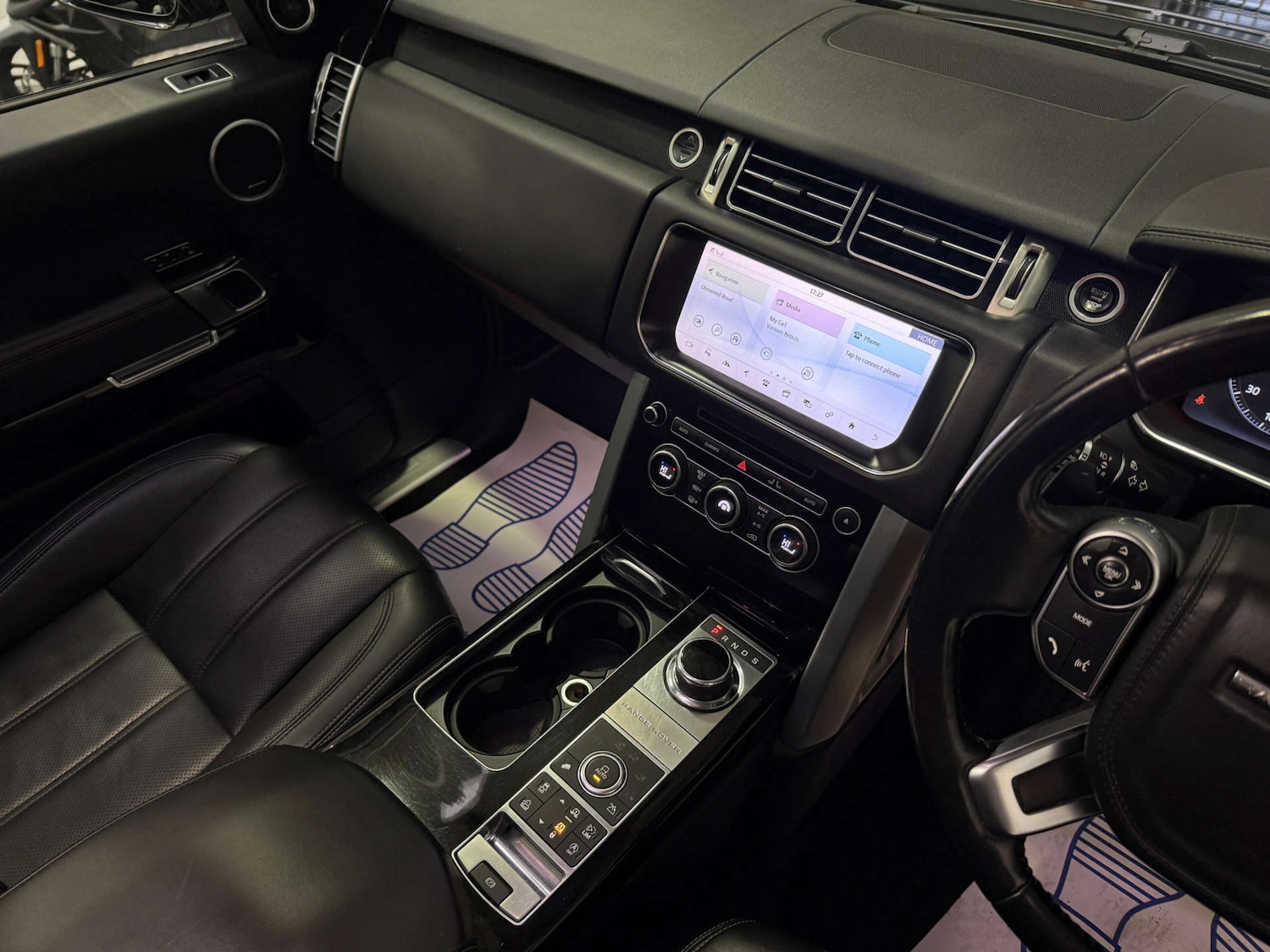 Used Land Rover Range Rover 2017 for sale - 77974131: Photo 19