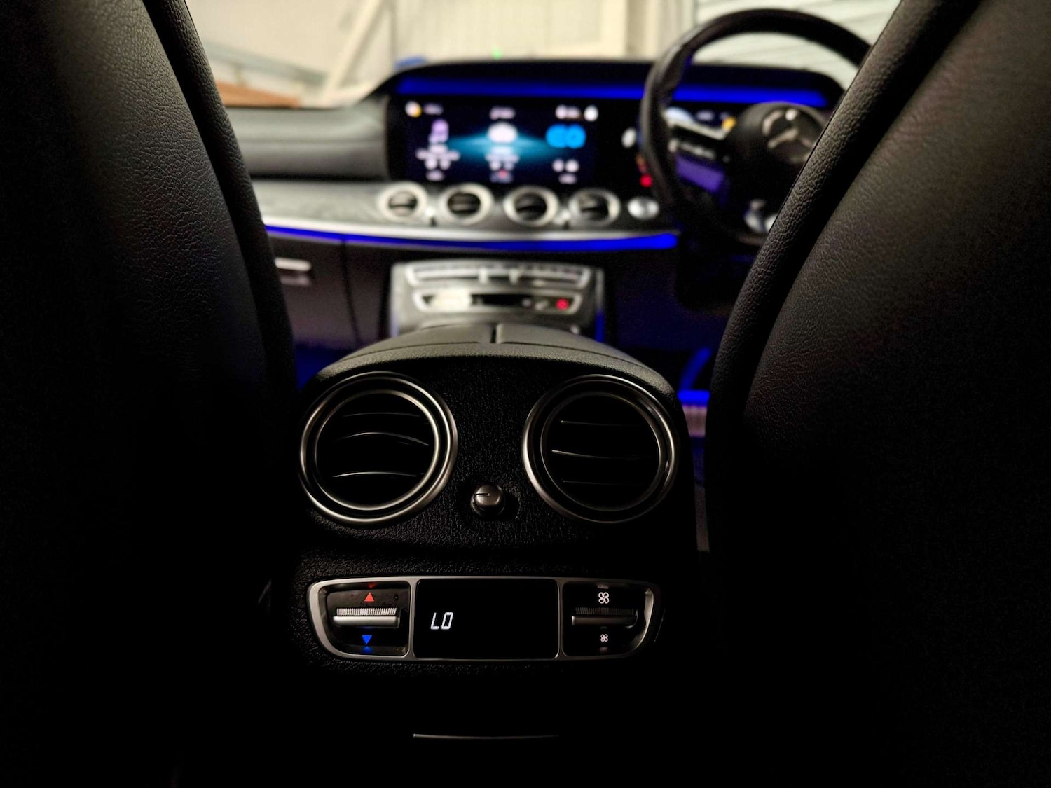 Used Mercedes-Benz E Class 2020 for sale - 76542269: Photo 25